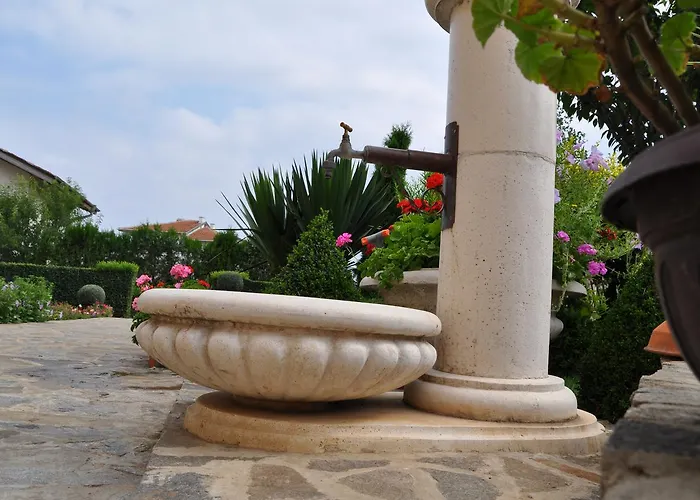 Хотел Bon Relax 2*